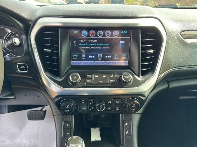 2017 GMC Acadia SLT