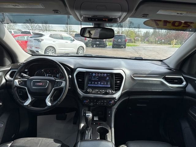 2017 GMC Acadia SLT