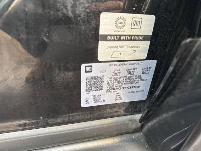 2023 GMC Acadia Denali