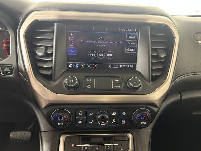 2020 GMC Acadia Denali