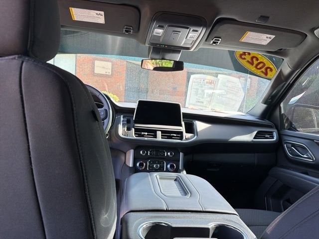 2023 GMC Yukon SLE