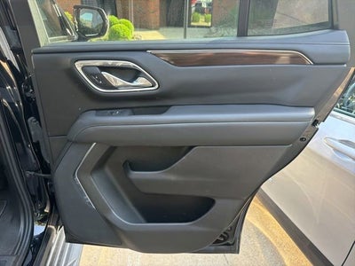 2023 GMC Yukon SLE