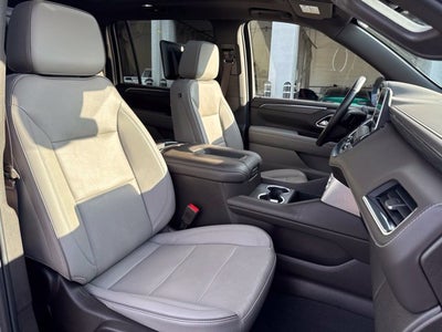2023 GMC Yukon XL SLT