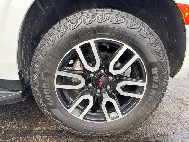 2021 GMC Yukon XL AT4