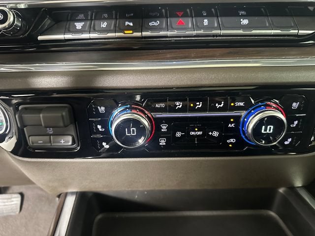 2025 GMC Sierra 3500 HD SLT