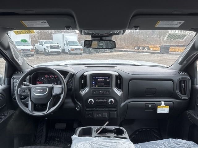 2025 GMC Sierra 2500 HD Pro