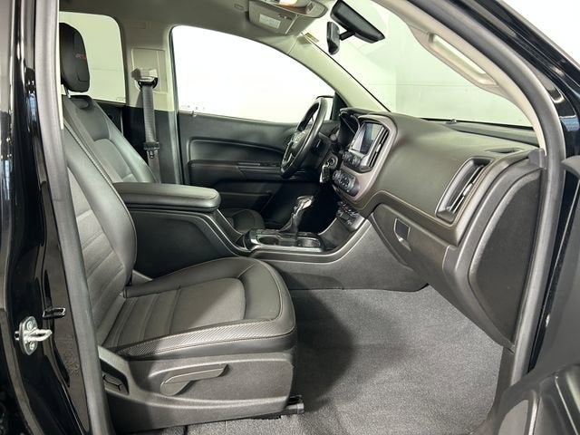 2022 GMC Canyon AT4 - Cloth