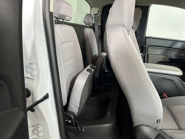 2022 GMC Canyon Elevation Standard