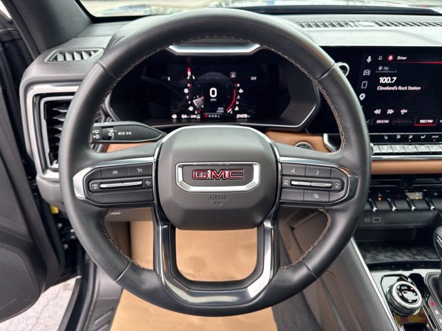 2023 GMC Canyon 4WD AT4
