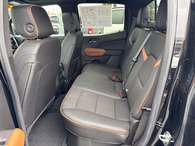 2023 GMC Canyon 4WD AT4