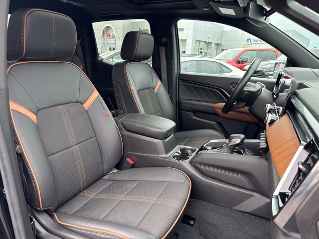 2023 GMC Canyon 4WD AT4