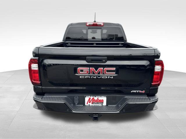 2023 GMC Canyon 4WD AT4