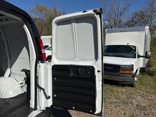2025 GMC Savana Cargo 2500 Work Van