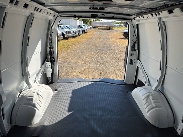 2025 GMC Savana Cargo 2500 Work Van