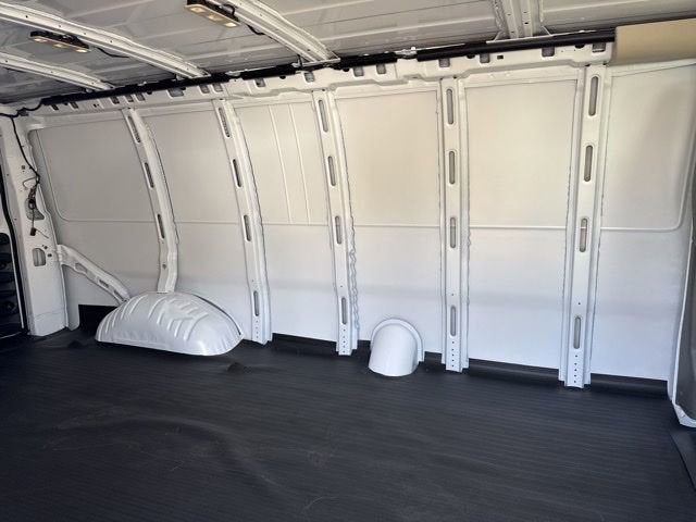 2025 GMC Savana Cargo 2500 Work Van