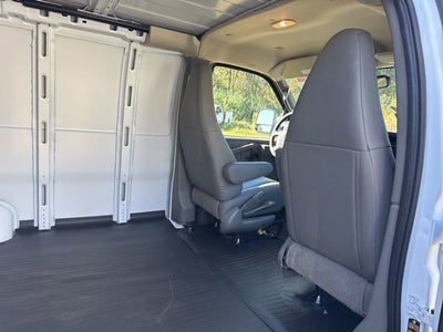 2025 GMC Savana Cargo 2500 Work Van