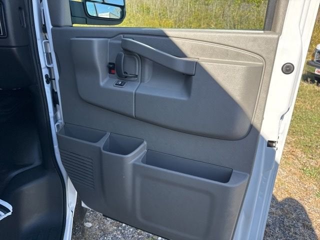 2025 GMC Savana Cargo 2500 Work Van