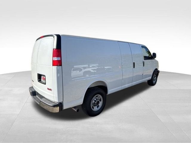 2025 GMC Savana Cargo 2500 Work Van