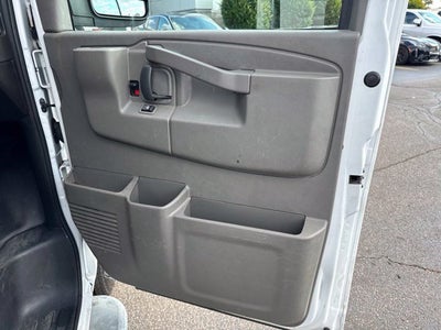 2025 GMC Savana Cargo Work Van