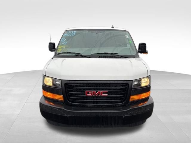 2025 GMC Savana Cargo 2500 Work Van