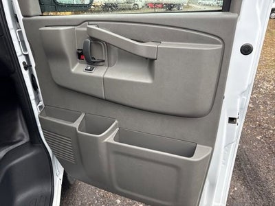 2025 GMC Savana Cargo 2500 Work Van