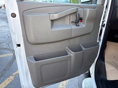 2025 GMC Savana Cargo Work Van