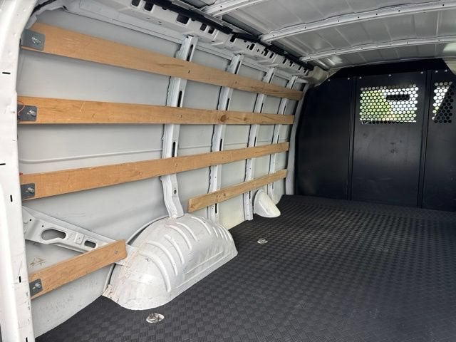2025 GMC Savana Cargo Work Van