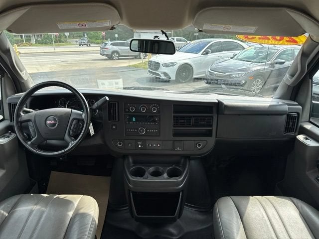 2023 GMC Savana Cargo 2500 Work Van