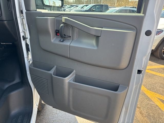 2016 GMC Savana Cargo 3500 Work Van