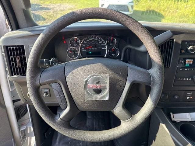 2025 GMC Savana Cargo 3500 Work Van