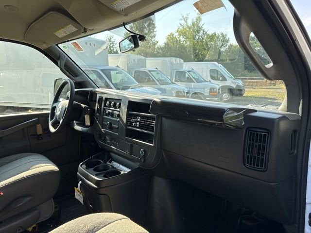 2025 GMC Savana Cargo 3500 Work Van