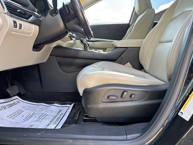 2021 Cadillac XT4 FWD Luxury