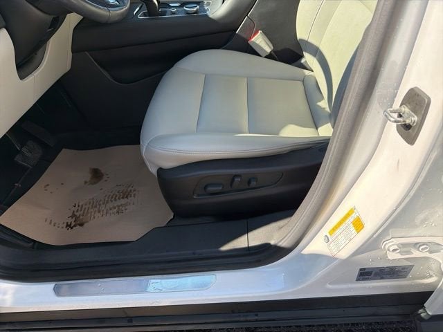 2022 Cadillac XT4 Luxury