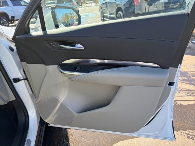 2022 Cadillac XT4 Luxury