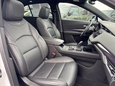 2023 Cadillac XT4 AWD Luxury