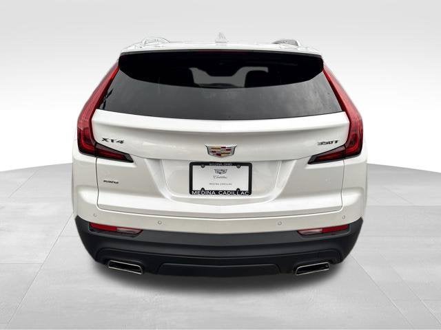 2023 Cadillac XT4 AWD Luxury