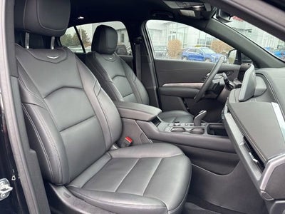 2025 Cadillac XT4 Premium Luxury