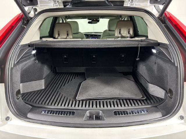 2020 Cadillac XT4 AWD Premium Luxury