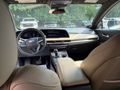 2024 Cadillac XT4 Premium Luxury