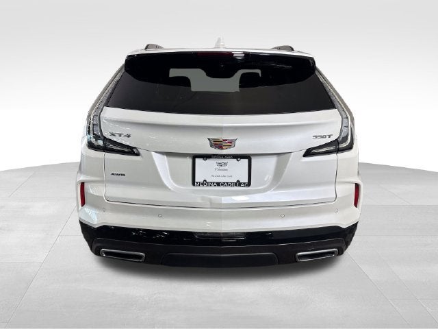 2024 Cadillac XT4 Sport