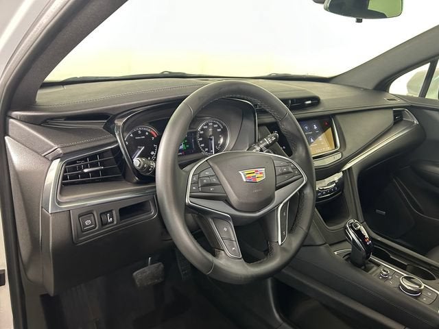 2024 Cadillac XT5 Luxury
