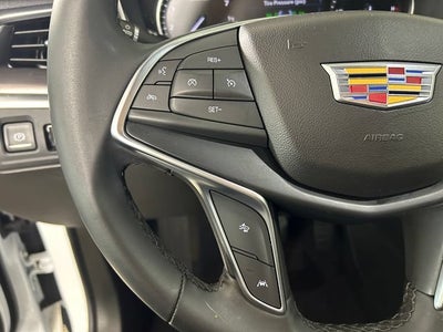 2024 Cadillac XT5 Luxury