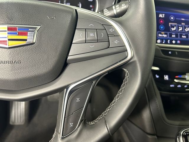 2025 Cadillac XT5 Luxury