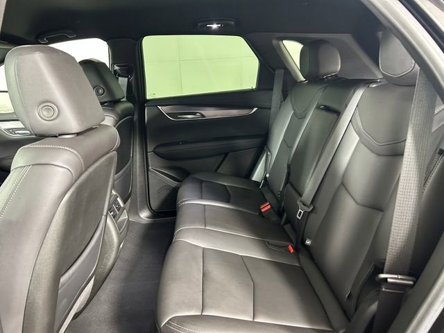 2025 Cadillac XT5 Luxury