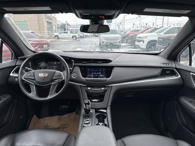 2022 Cadillac XT5 Premium Luxury