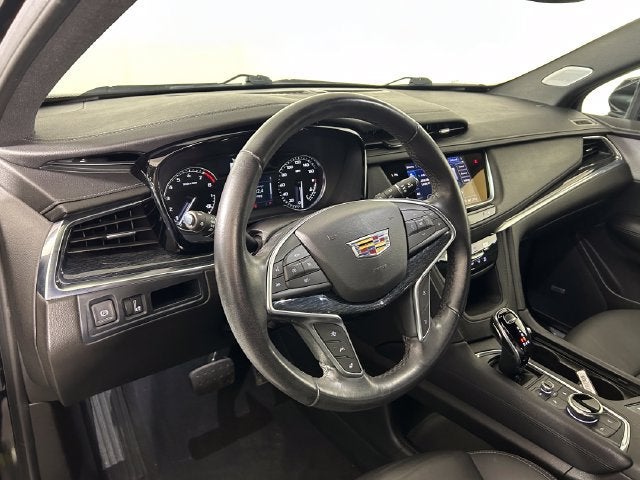 2023 Cadillac XT5 FWD Premium Luxury