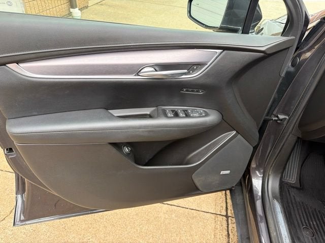 2018 Cadillac XT5 Luxury AWD