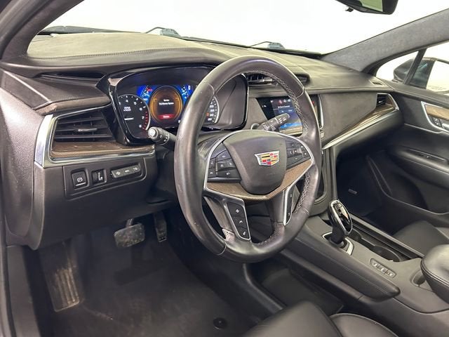 2017 Cadillac XT5 Platinum AWD