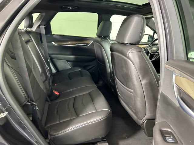 2017 Cadillac XT5 Platinum AWD