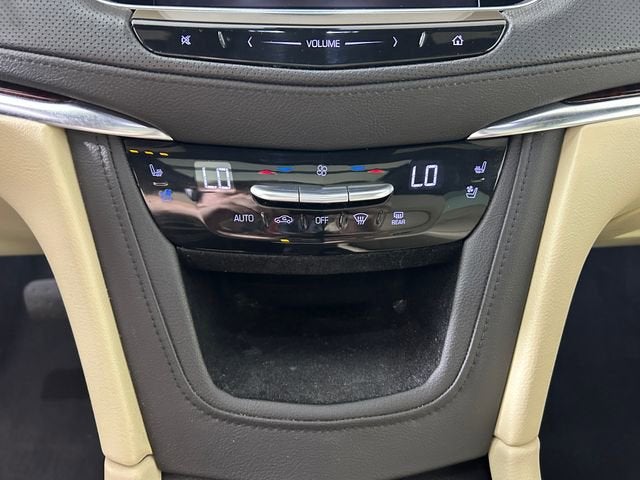 2018 Cadillac XT5 Premium Luxury AWD